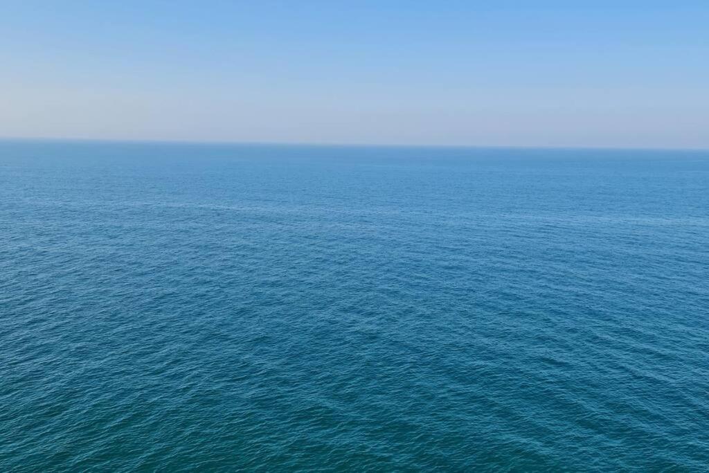 ラアス・アル・ハイマA Perfect Escape - Sea Facingアパートメント エクステリア 写真